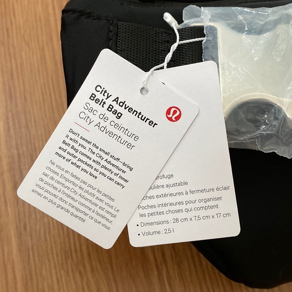 ❤️ Lululemon City Adventurer Belt Bag 2.5L Black NWT - Picture 3 of 6